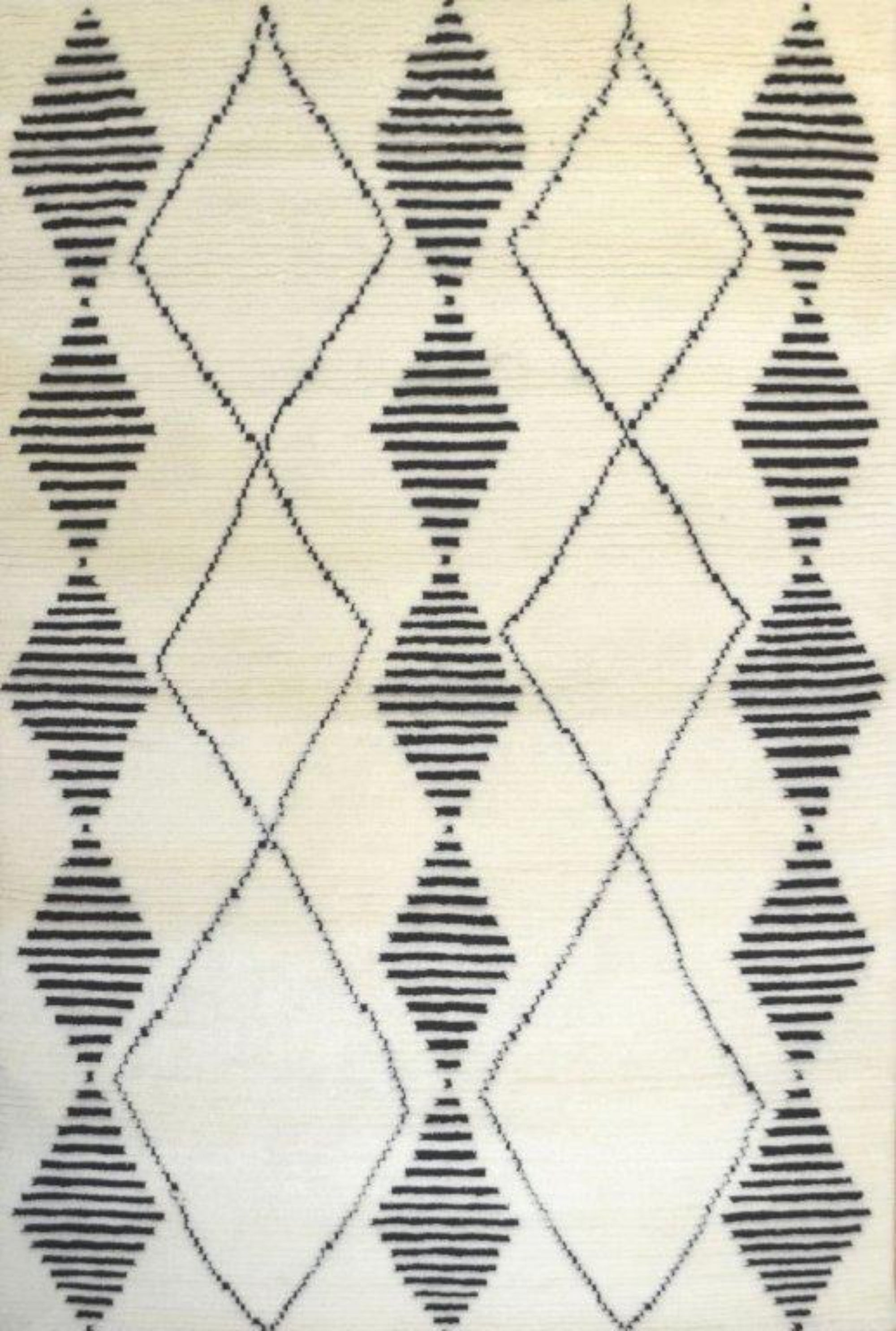 SK - 19 White - Black Hand Knotted Rug - Nanak Rugs